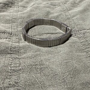 Classic Men’s Stretch Metal Bracelet - Silver